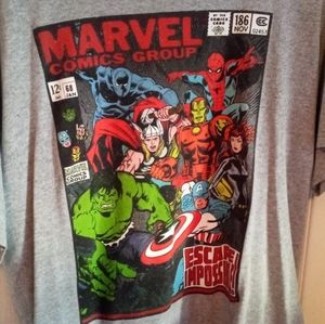 MARVEL COMICS GROUP T-SHIRT
